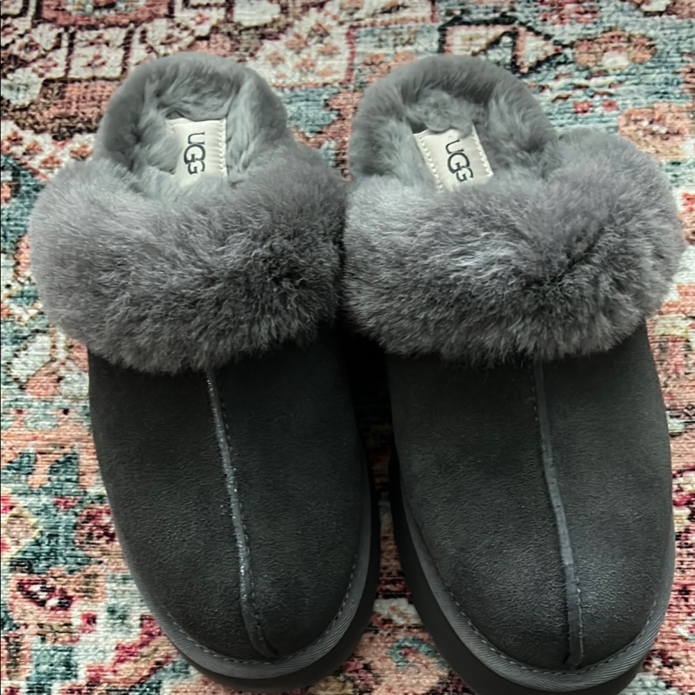 UGG Women's Gray Fur-Lined Slippers, size 9